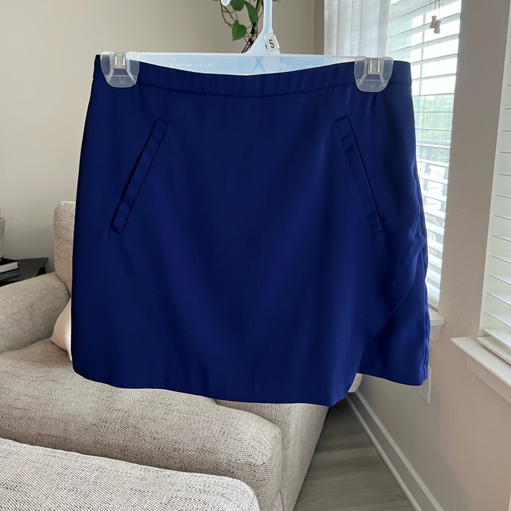 Navy mini skirt